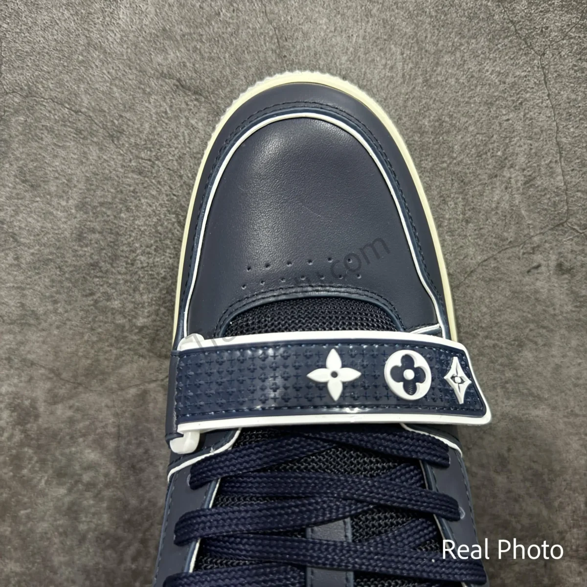 Trainer Velcro Sneaker - Image 4