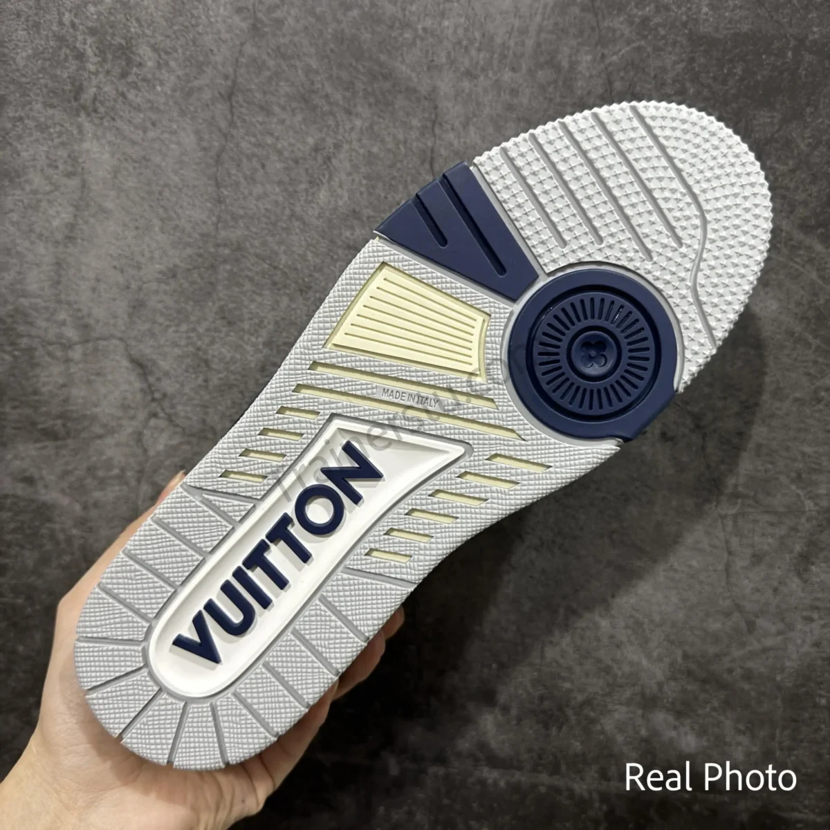 Trainer Velcro Sneaker - Image 9