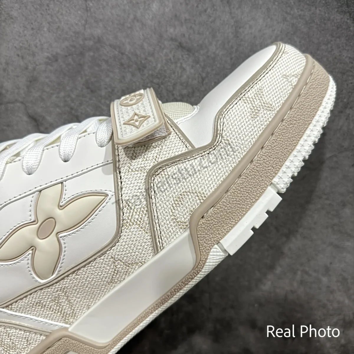 Trainer Velcro Sneaker - Image 6