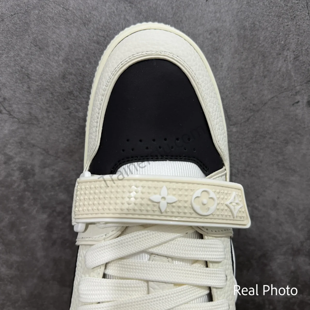 Trainer Velcro Sneaker - Image 5