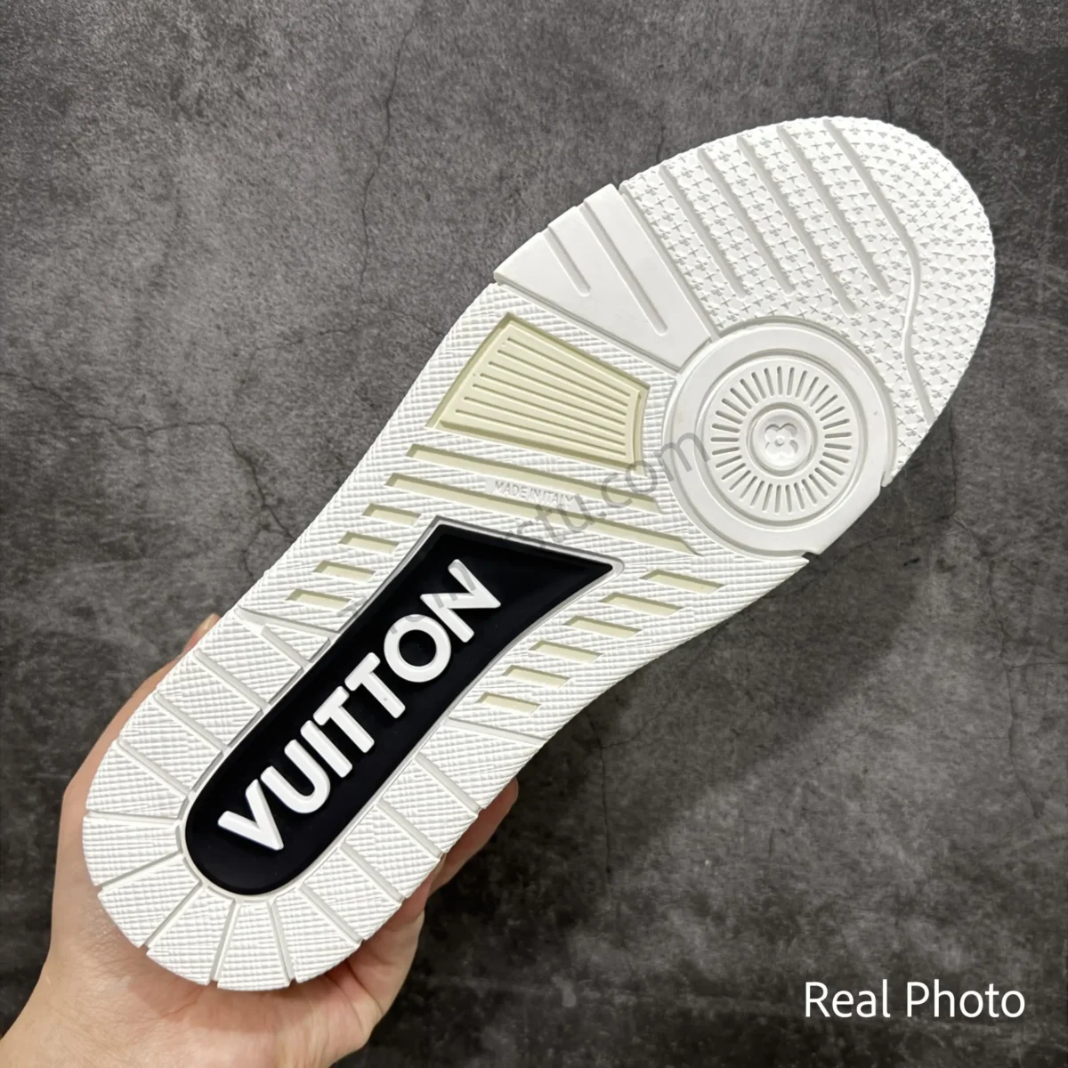 Trainer Velcro Sneaker - Image 9