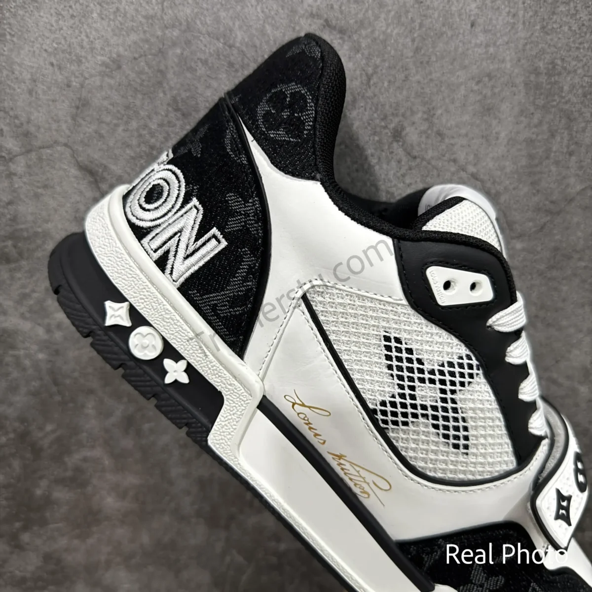 Trainer Velcro Sneaker - Image 7