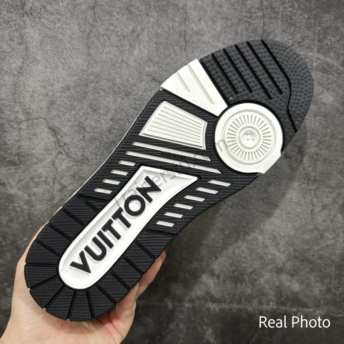 Trainer Velcro Sneaker - Image 8