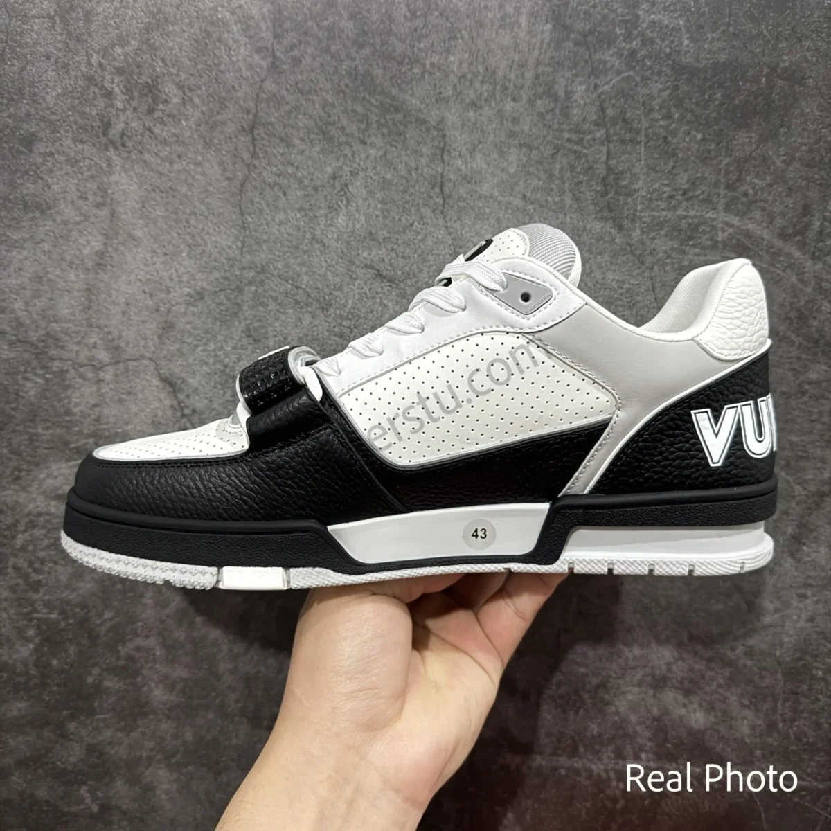 Trainer Velcro Sneaker - Image 2