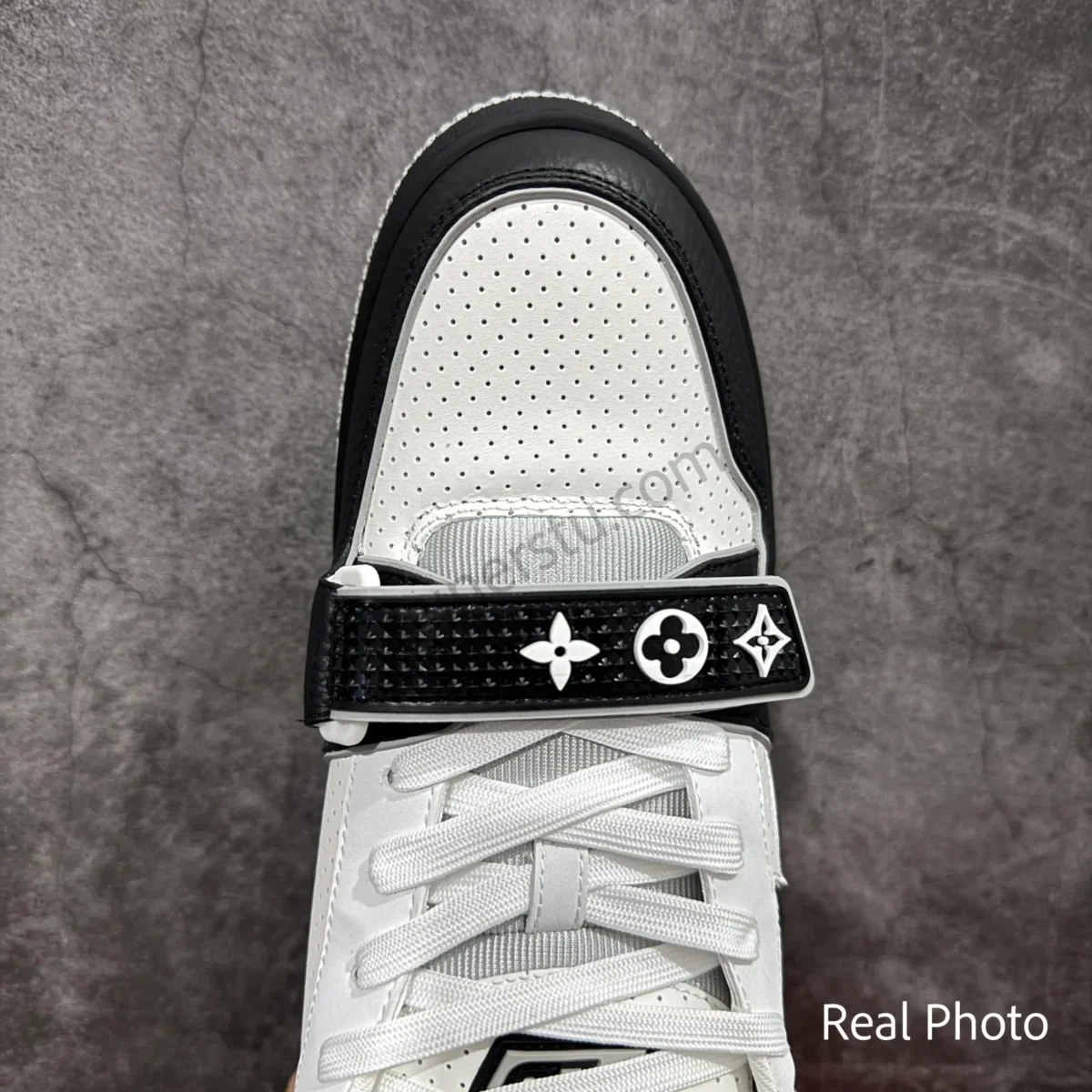 Trainer Velcro Sneaker - Image 7