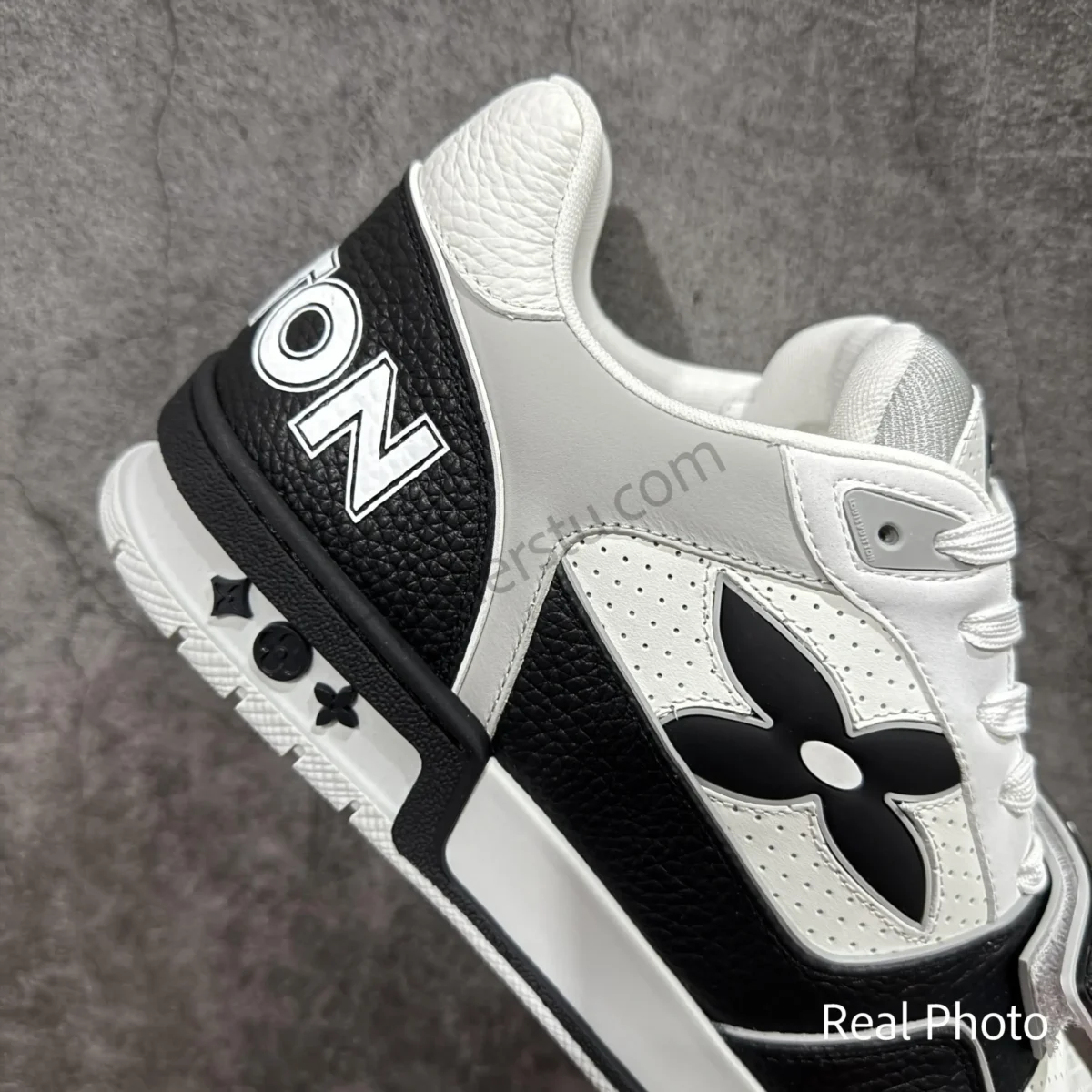 Trainer Velcro Sneaker - Image 8