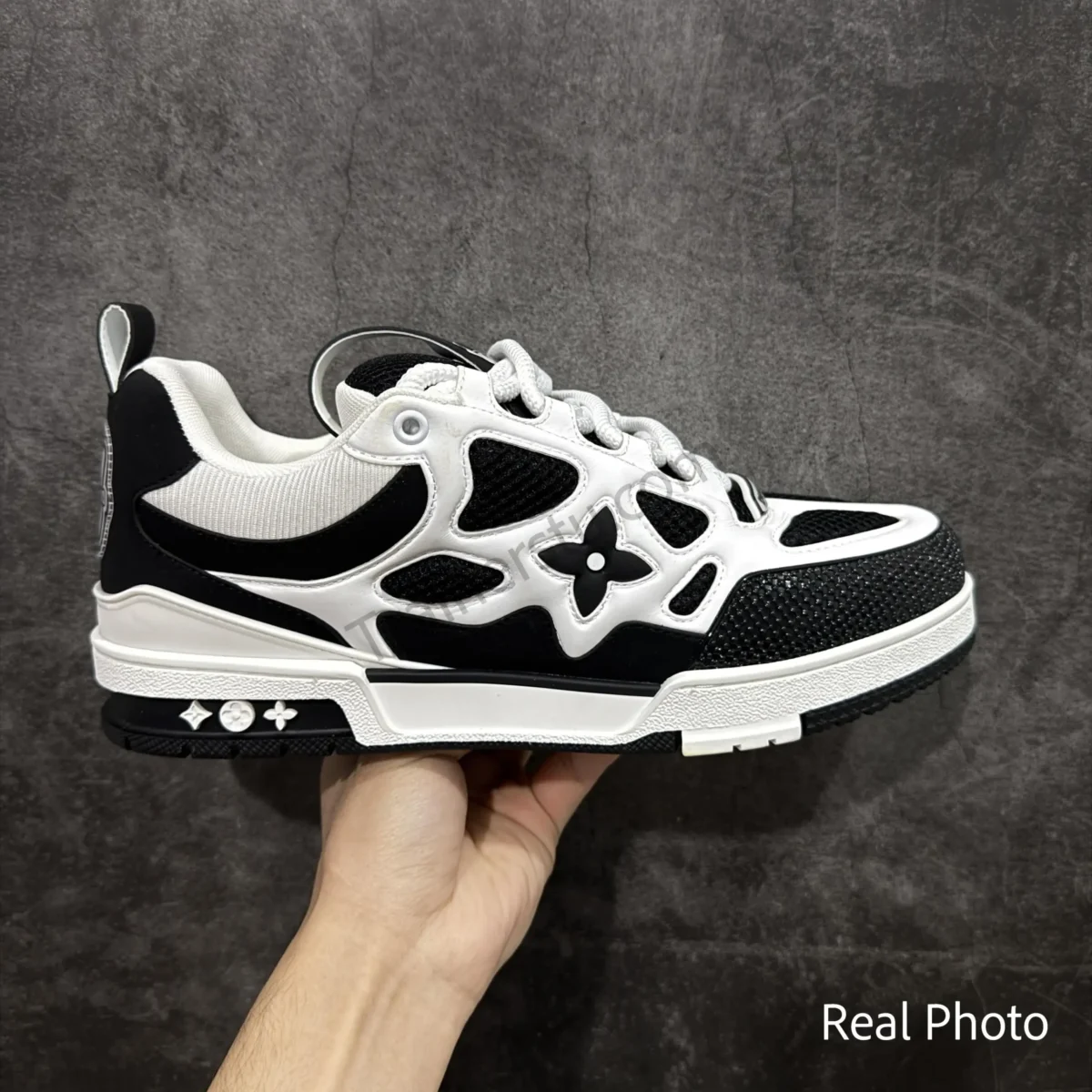 Skate Sneaker - Image 1