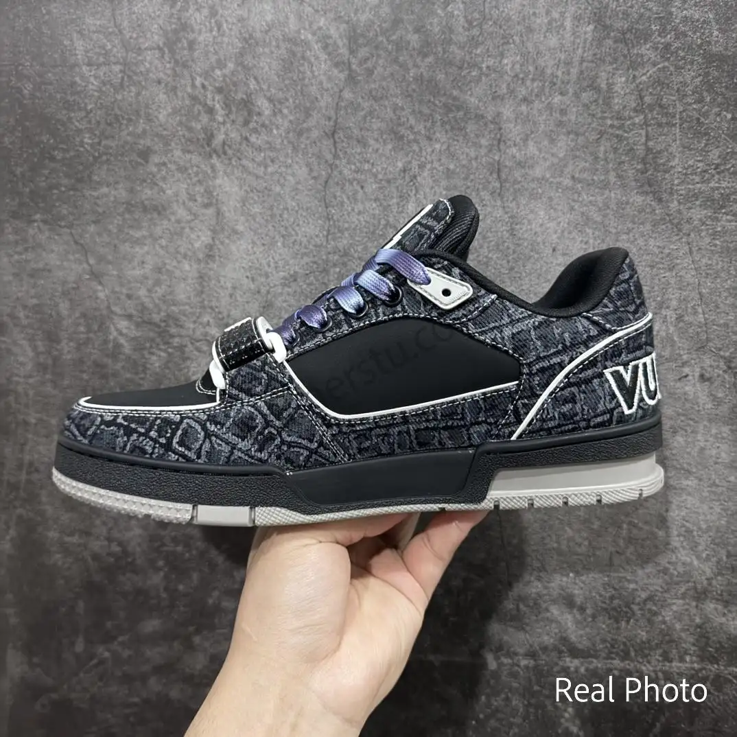 Trainer Velcro Sneaker - Image 2
