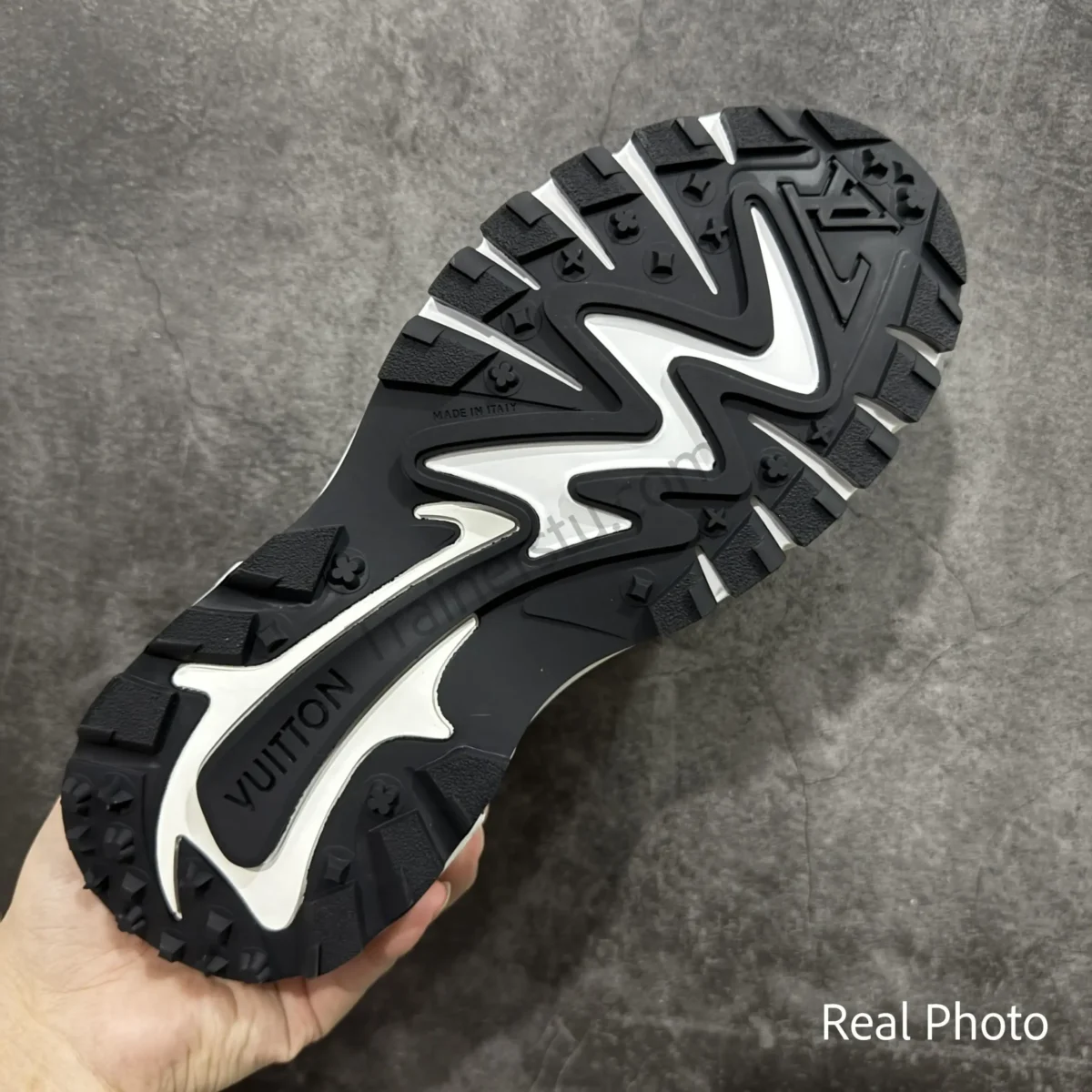 Tatic Sneaker - Image 8