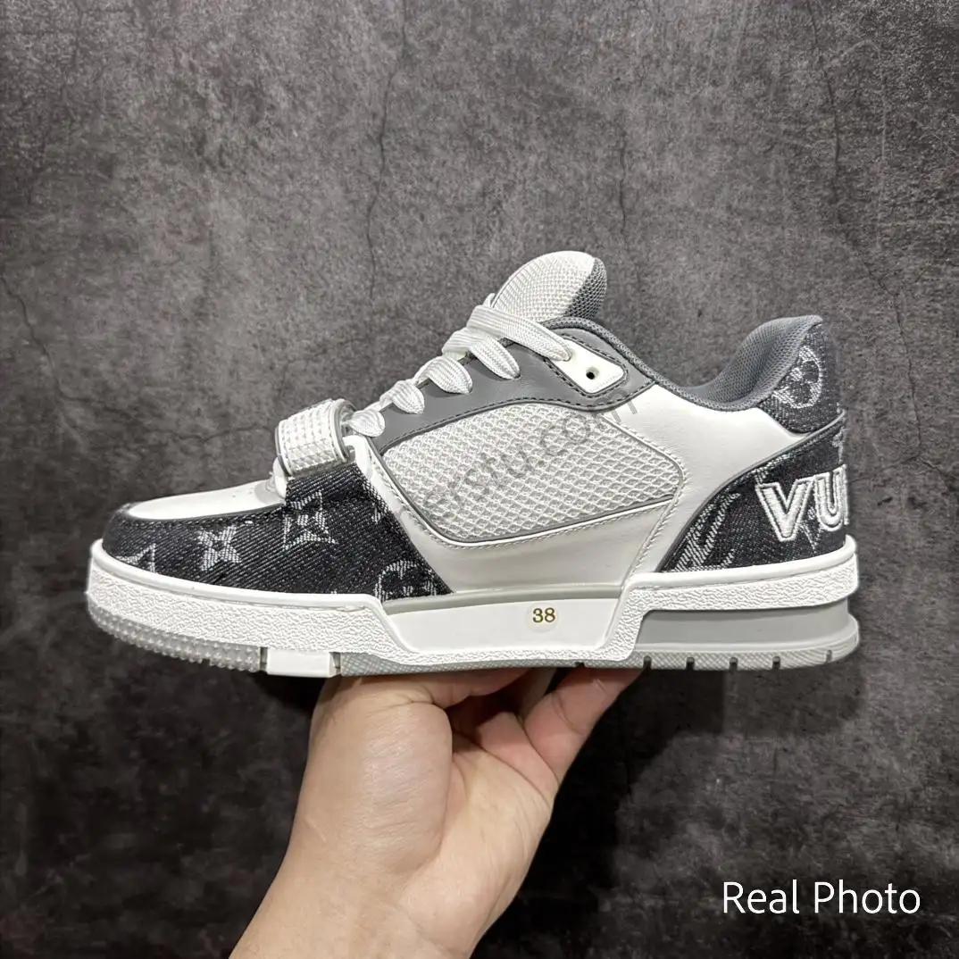 Trainer Velcro Sneaker - Image 3