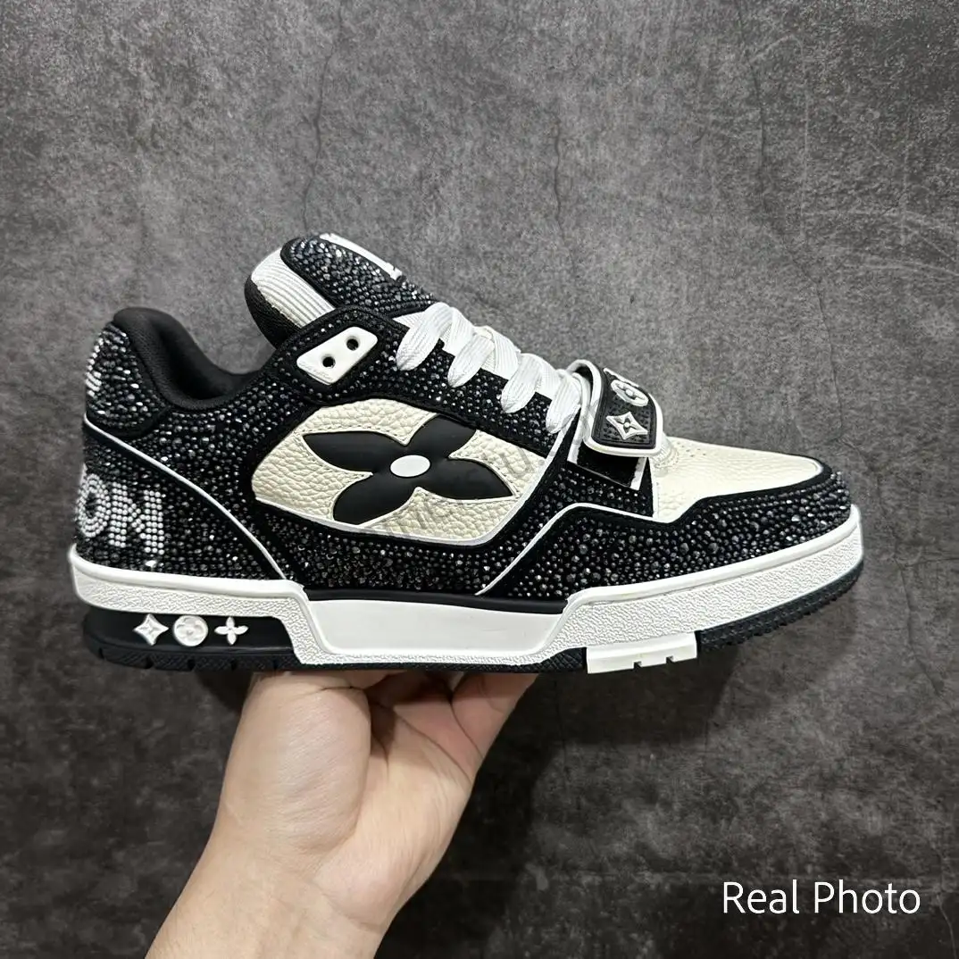 Trainer Velcro Sneaker - Image 1