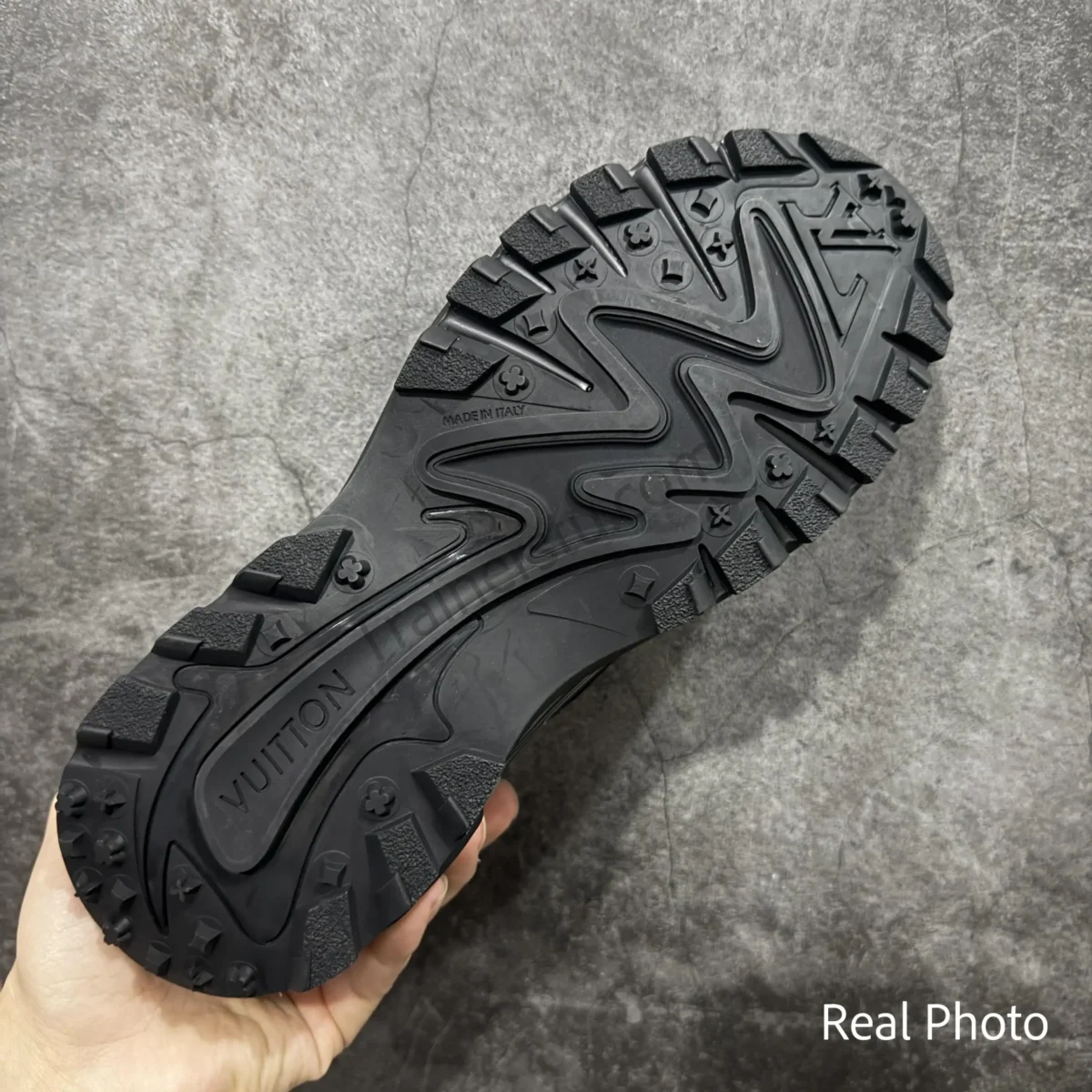 Tatic Sneaker - Image 9