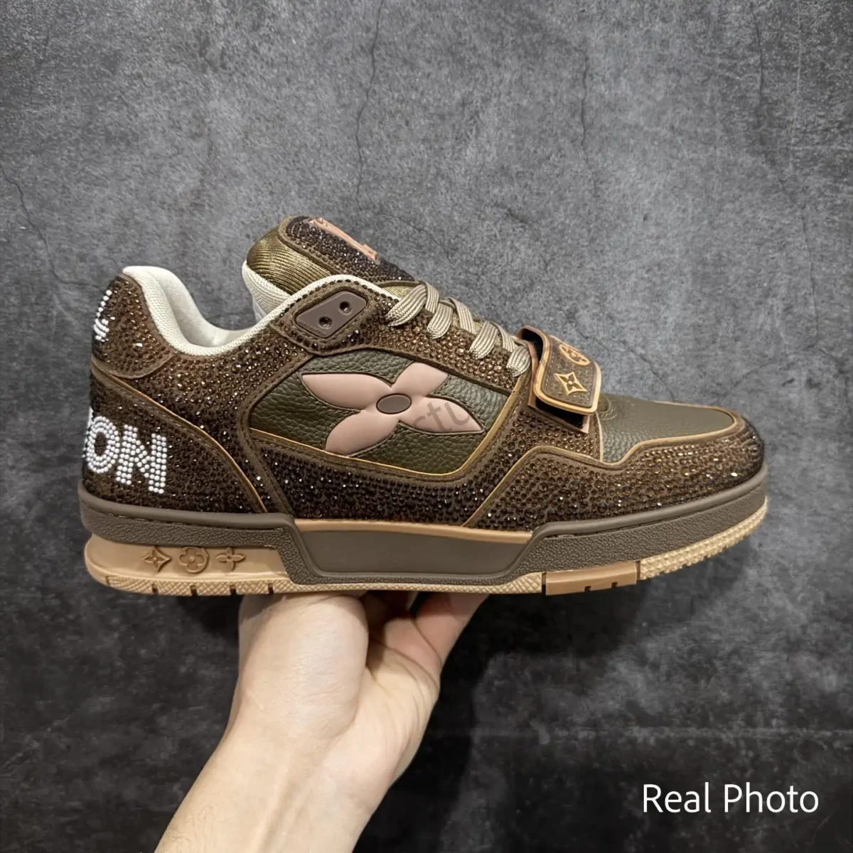 Trainer Velcro Sneaker - Image 1