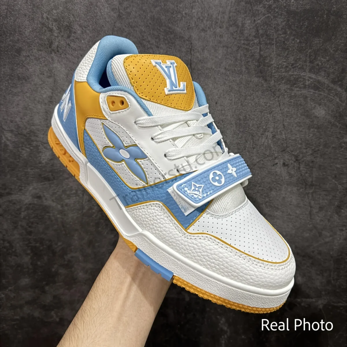 Trainer Velcro Sneaker - Image 2