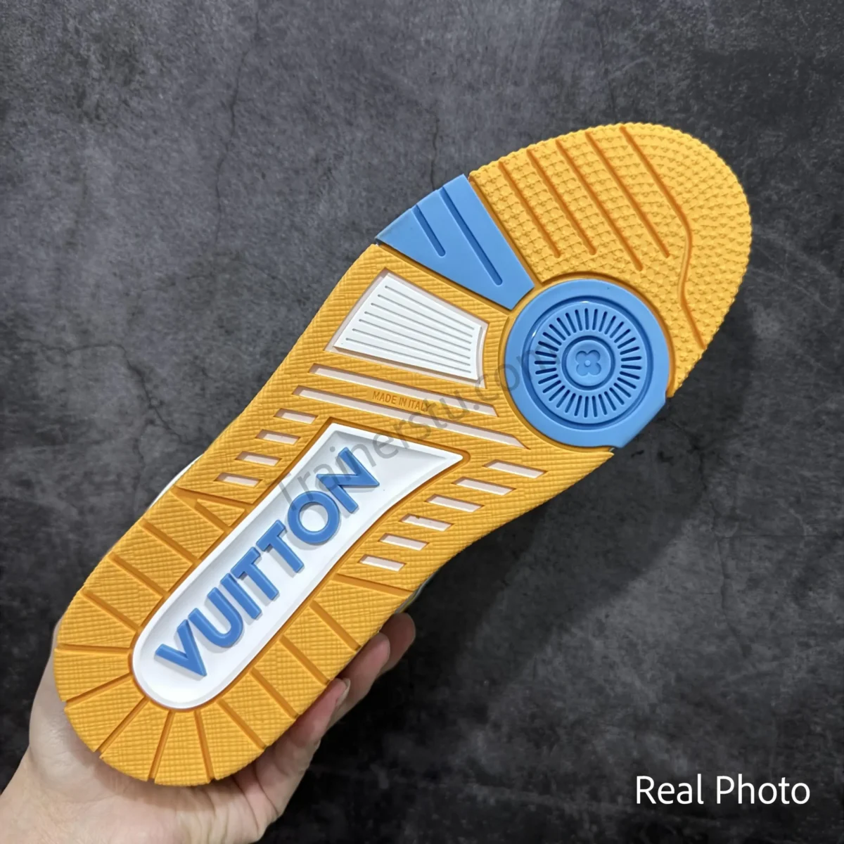 Trainer Velcro Sneaker - Image 9