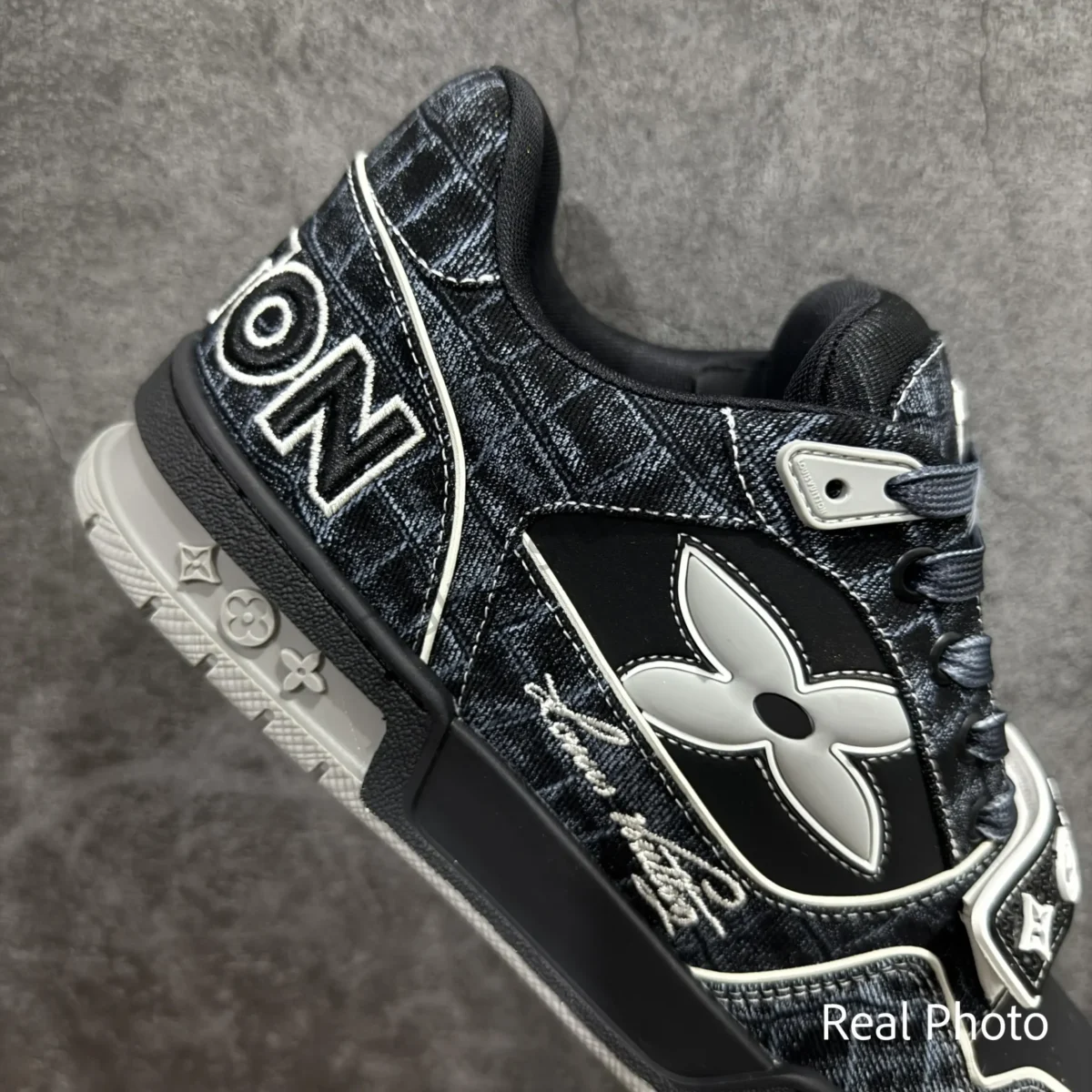 Trainer Velcro Sneaker - Image 6