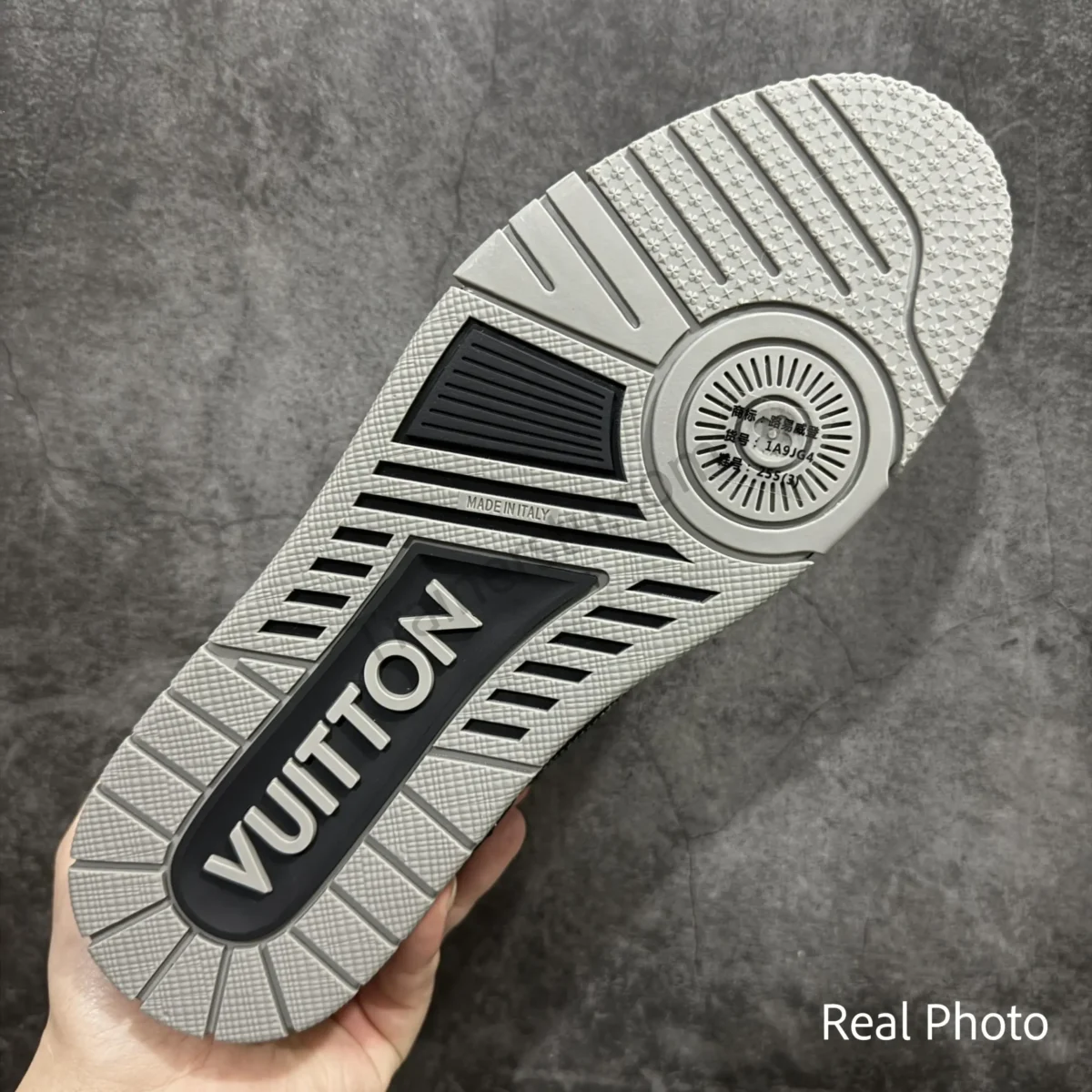 Trainer Velcro Sneaker - Image 9