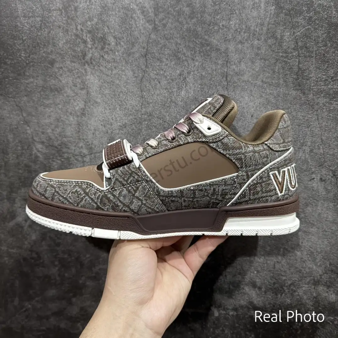 Trainer Velcro Sneaker - Image 2