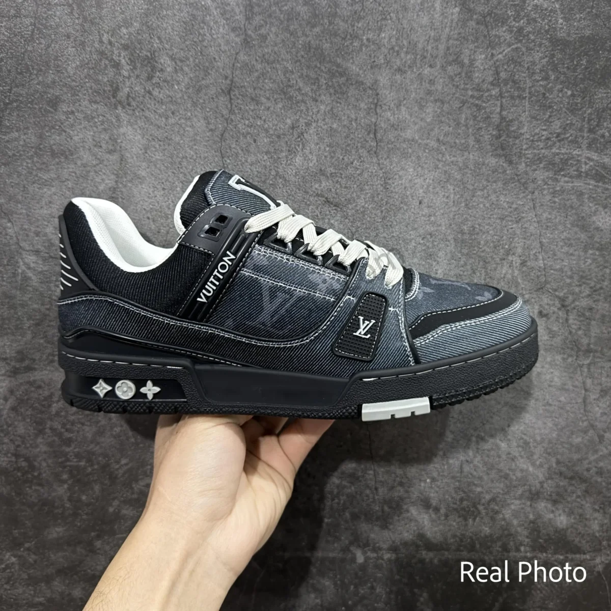 Trainer Sneaker - Image 1