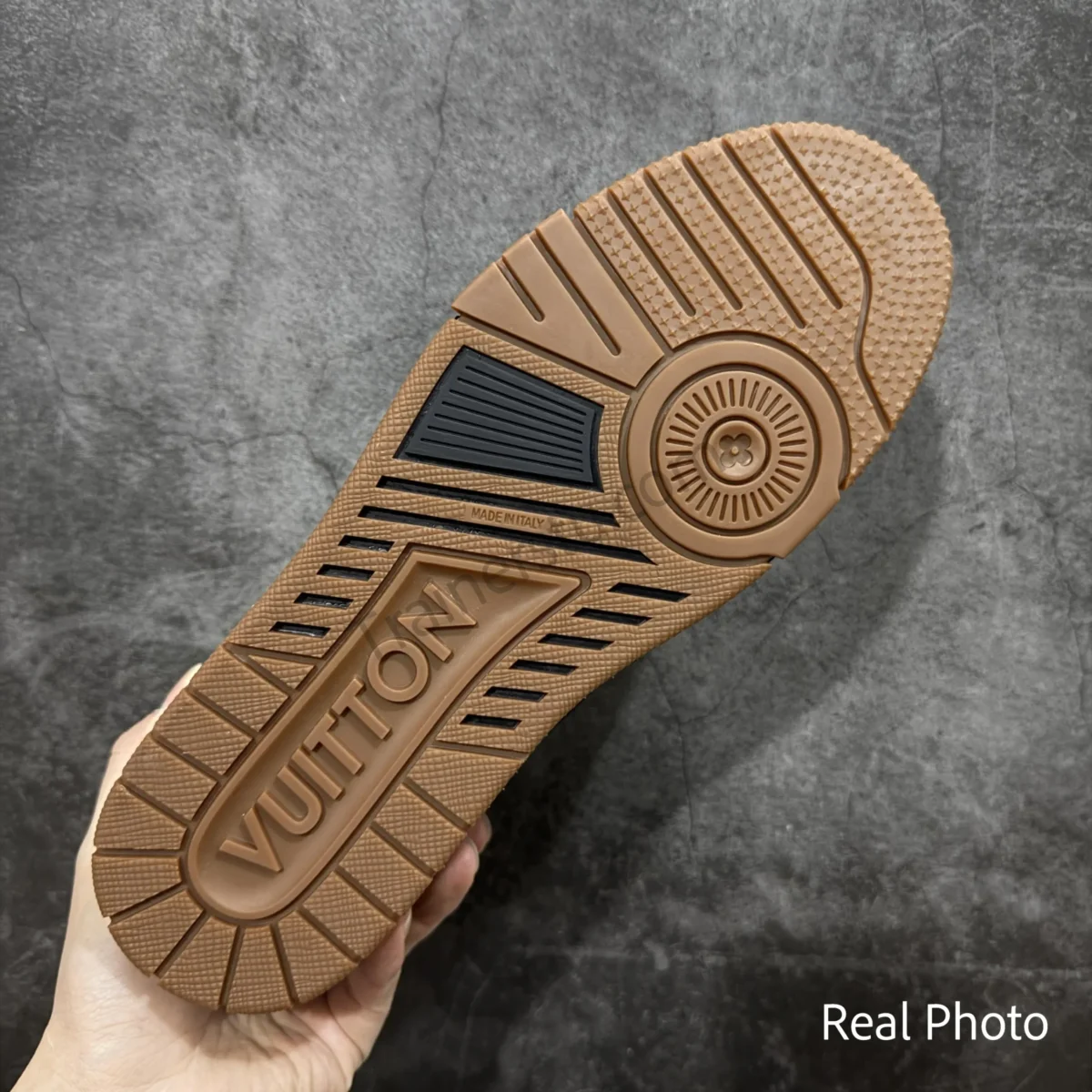 Trainer Sneaker - Image 9