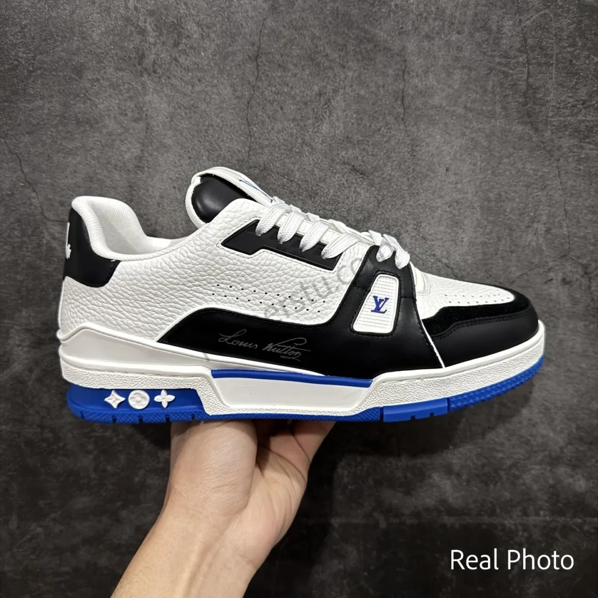 Trainer Sneaker - Image 1