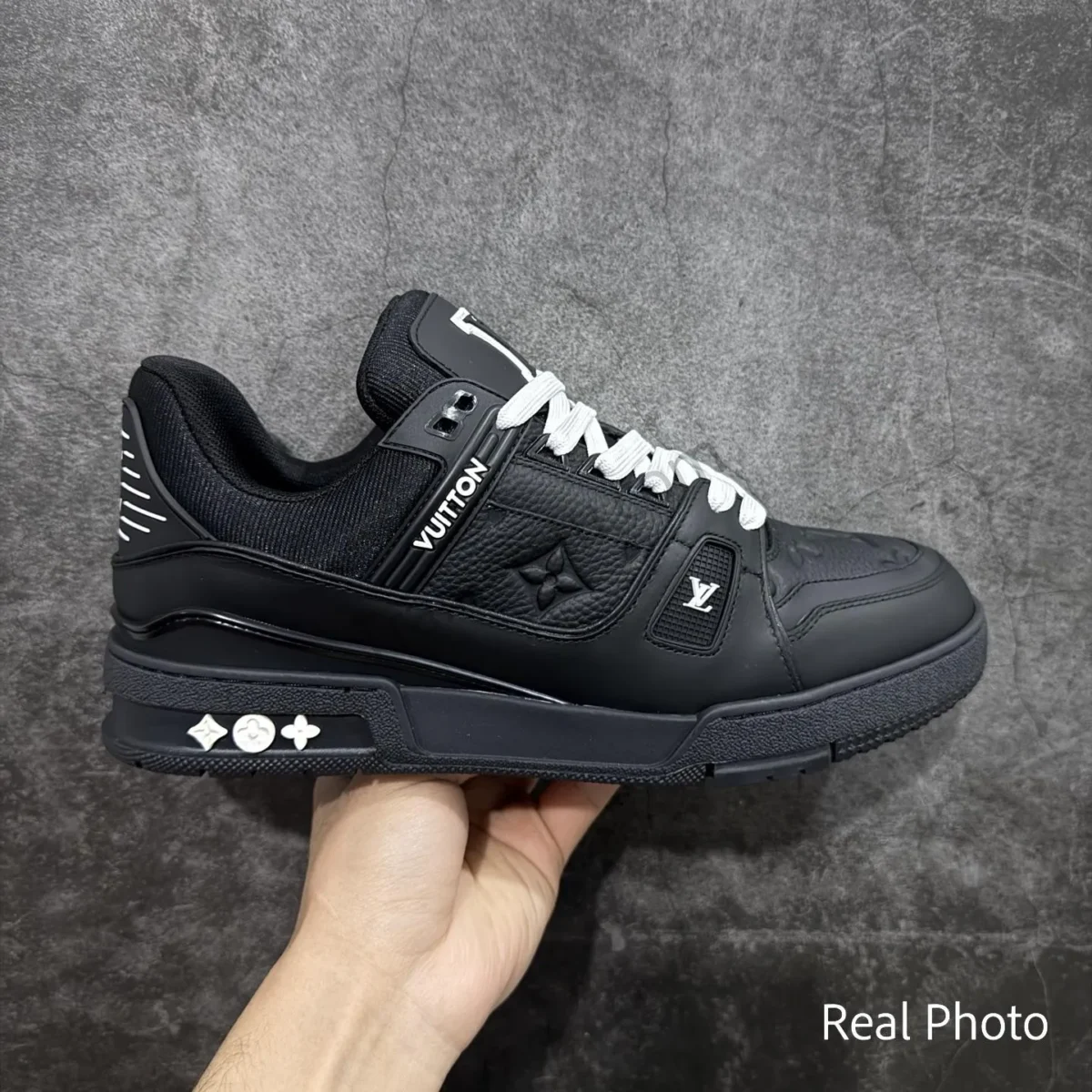 Trainer Sneaker - Image 1