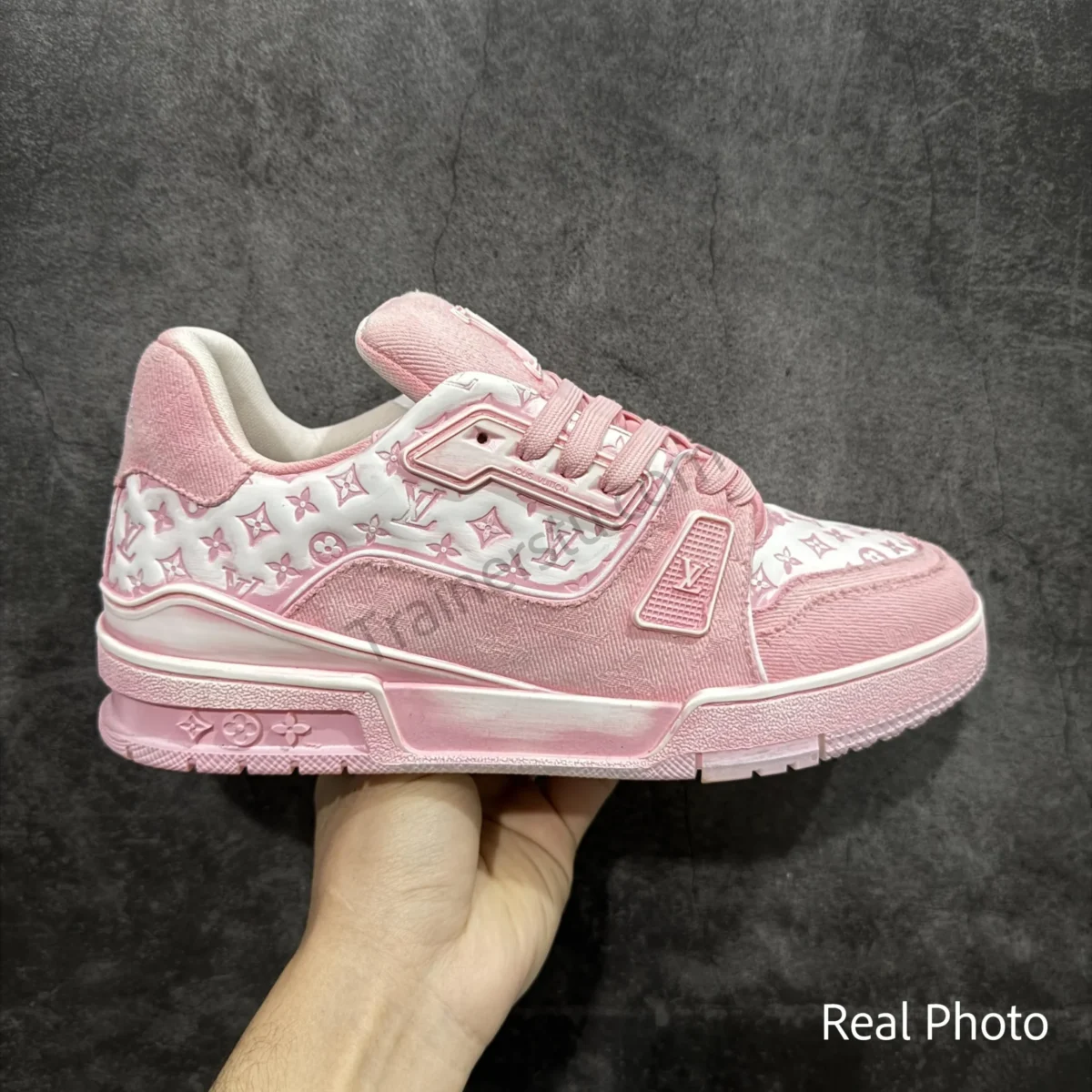 Trainer Sneaker - Image 1