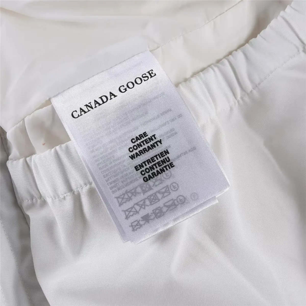 Canada Goose Down Jacket - Image 6