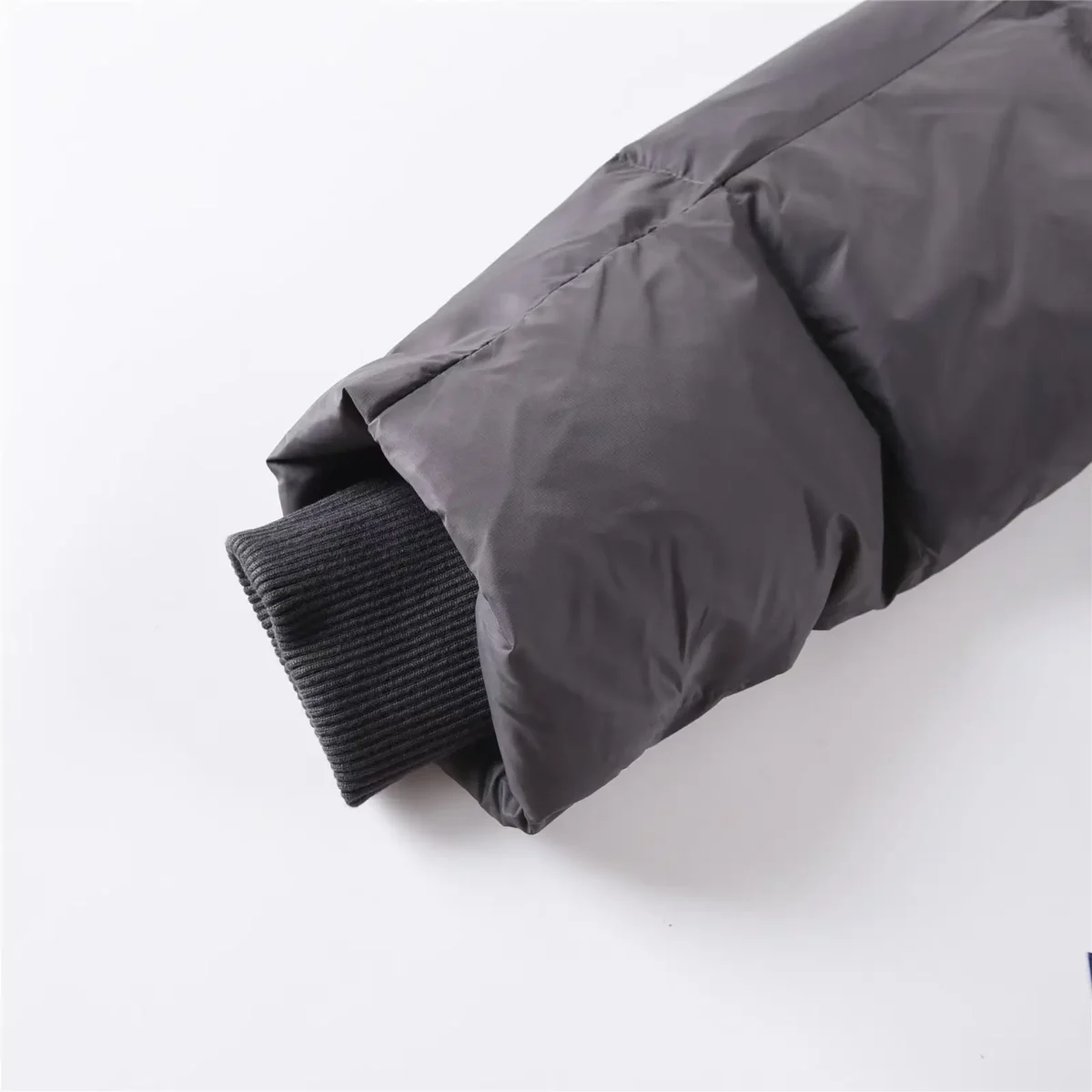Canada Goose Down Jacket - Image 5