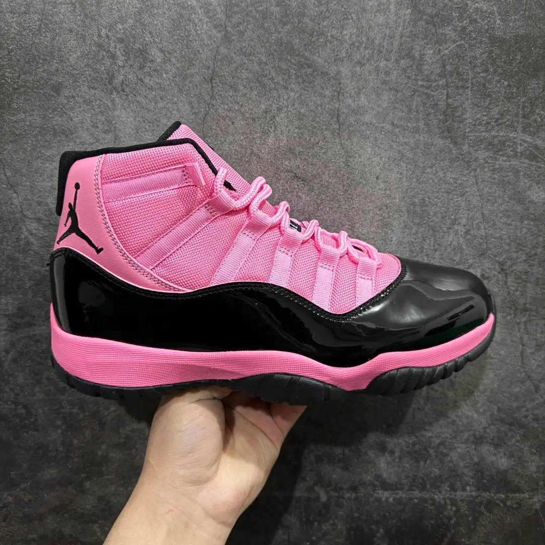 Air Jordan 11 - Image 1