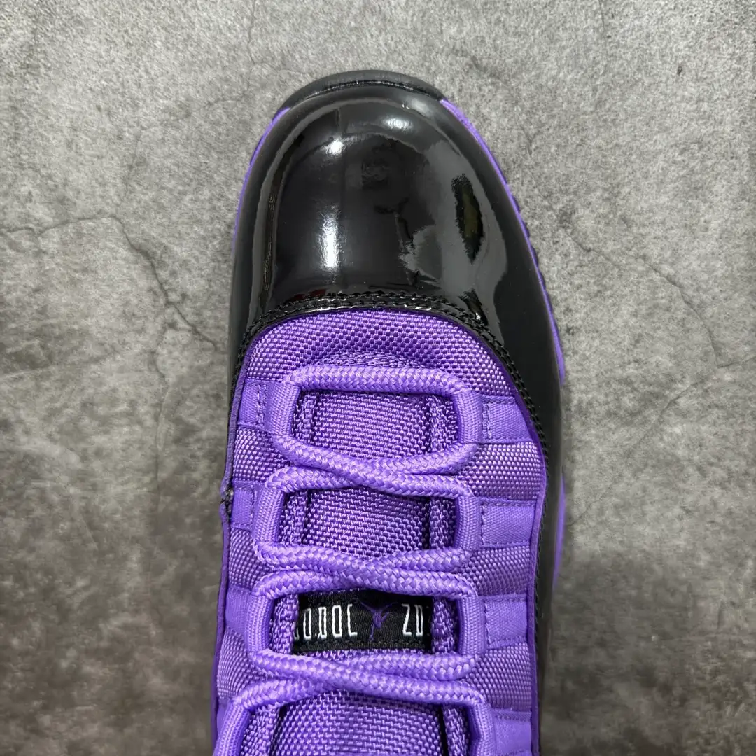 Air Jordan 11 - Image 7