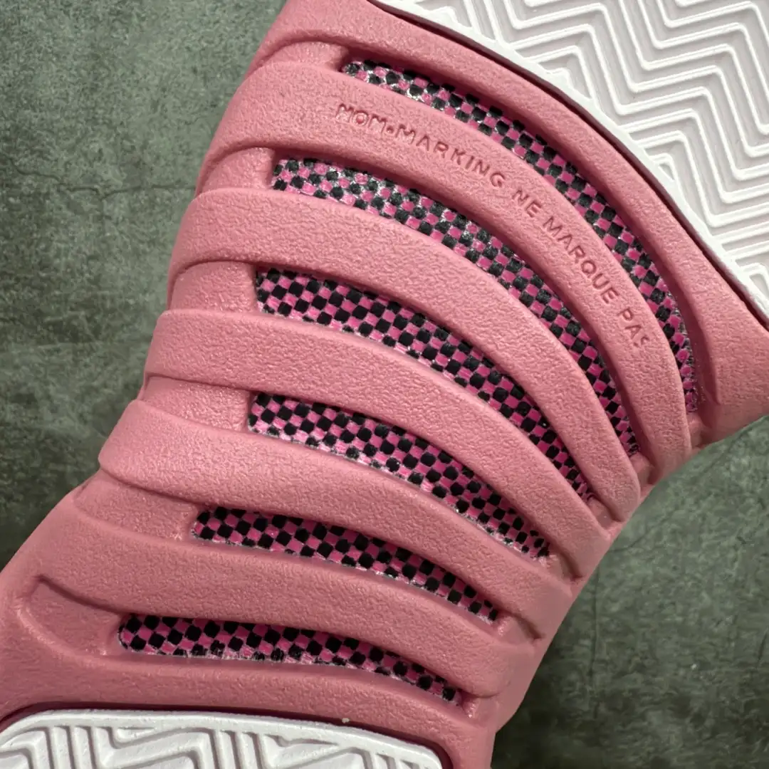 Air Jordan 12 - Image 6