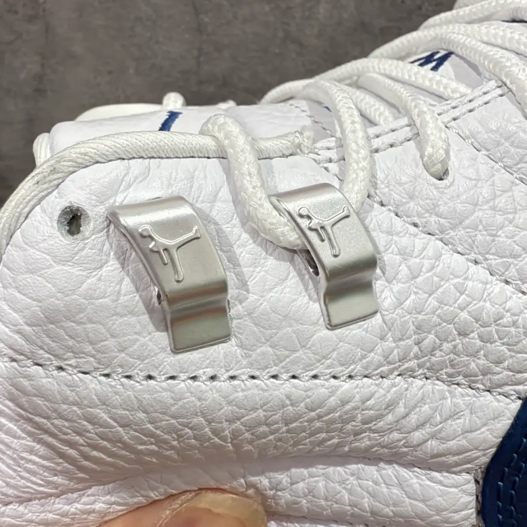 Air Jordan 12 - Image 5