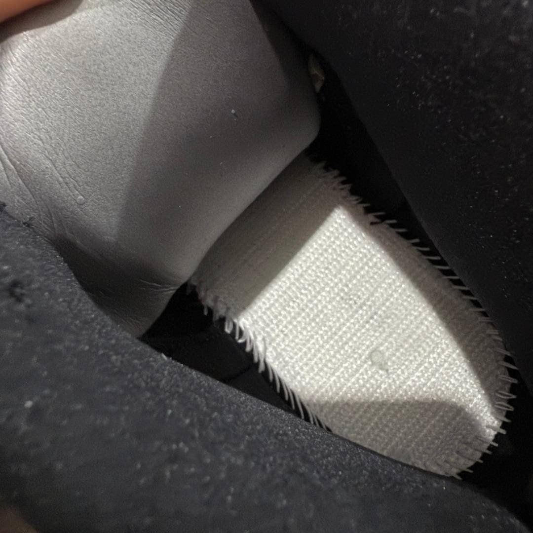 Air Jordan 12 - Image 4