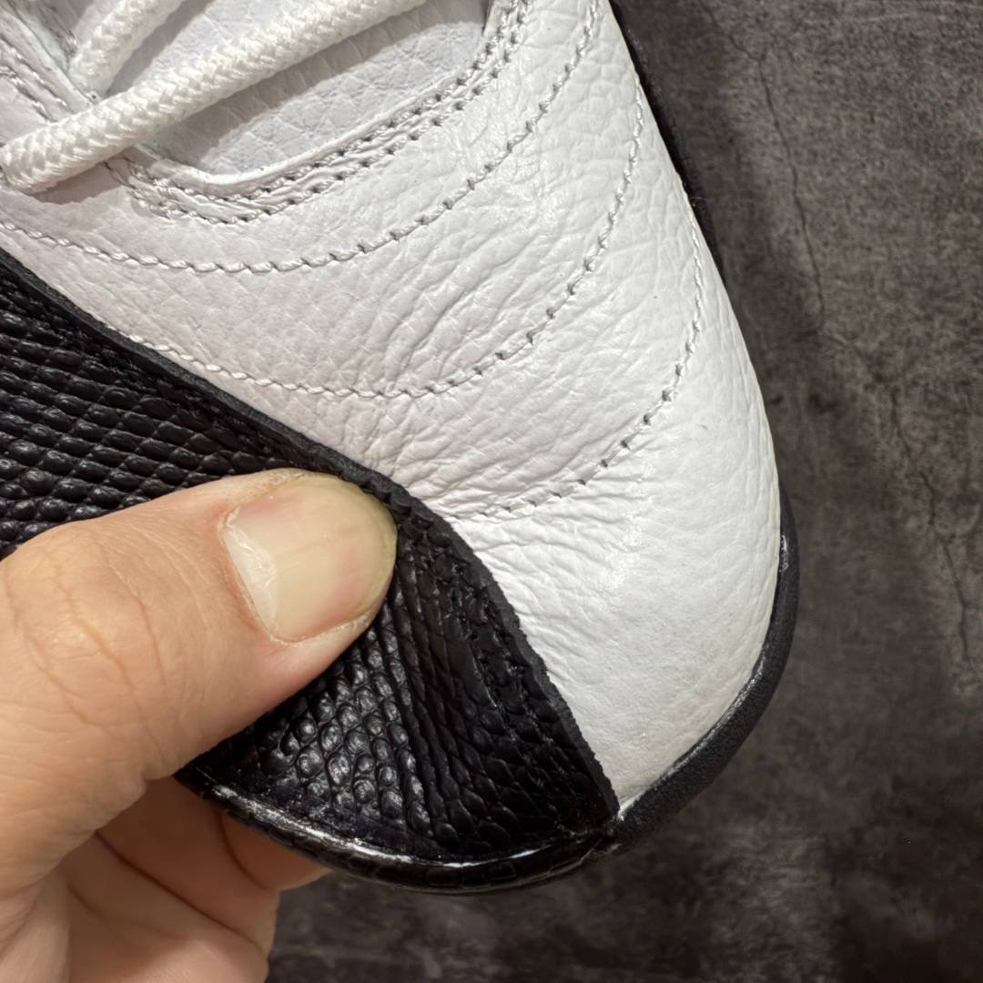 Air Jordan 12 - Image 7