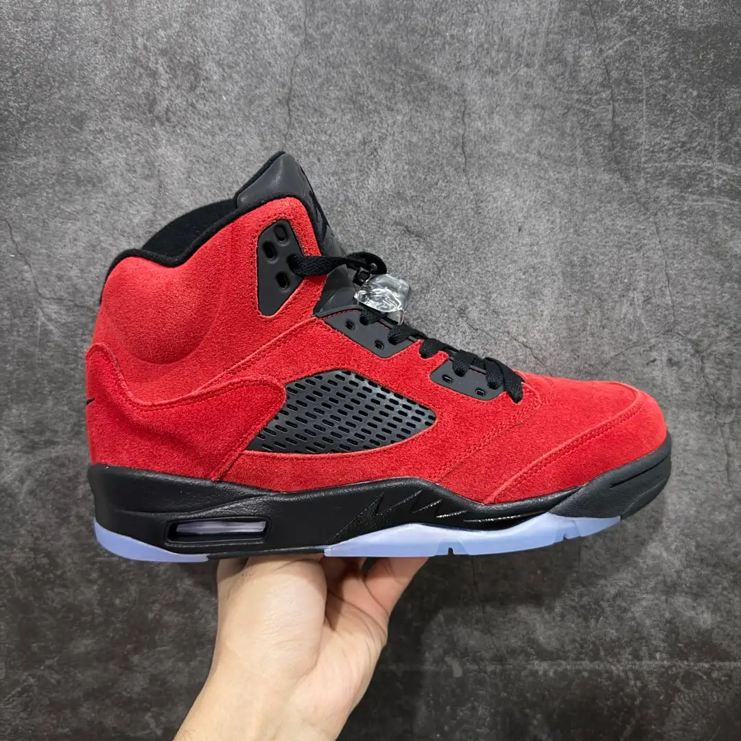 Air Jordan 5 - Image 1