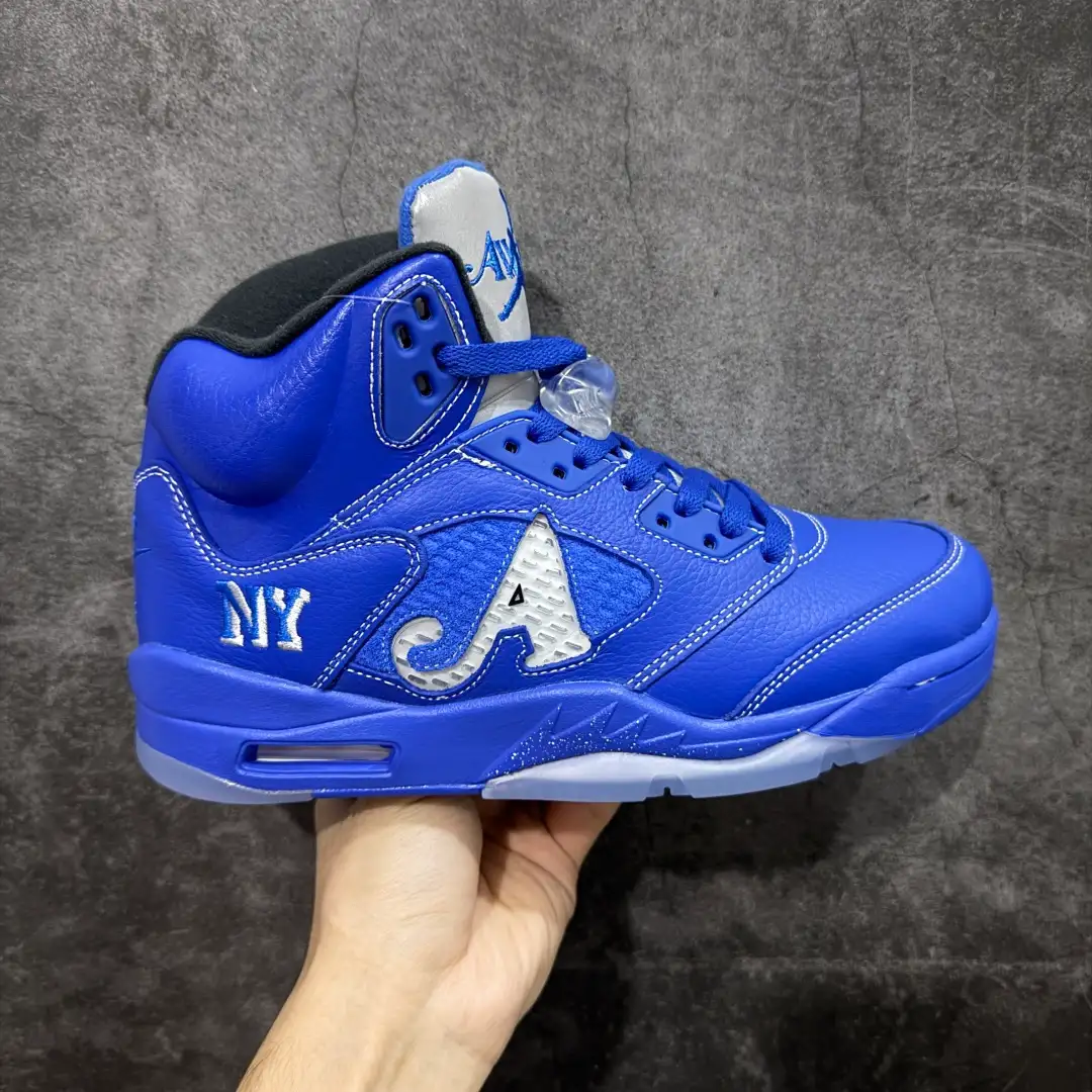 Air Jordan 5 - Image 1