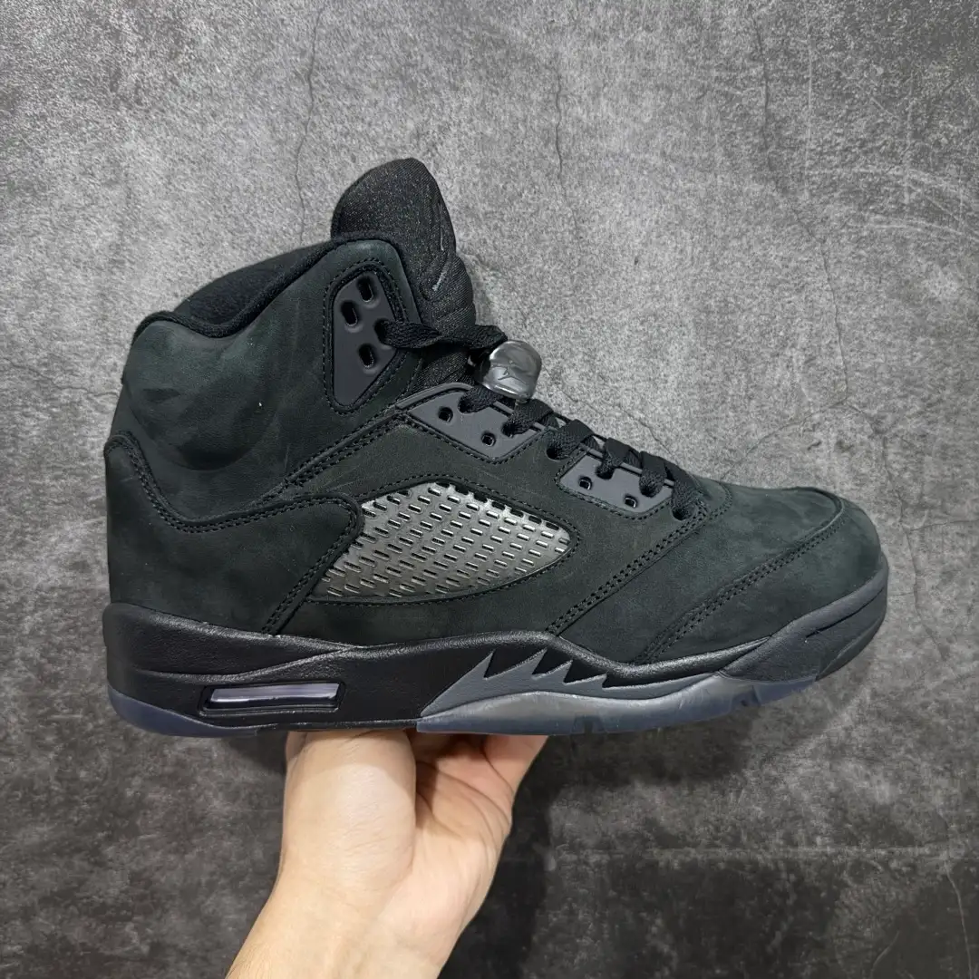 Air Jordan 5 - Image 1