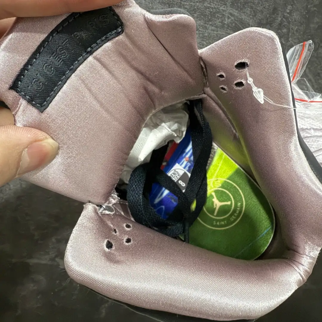 Air Jordan 5 - Image 6