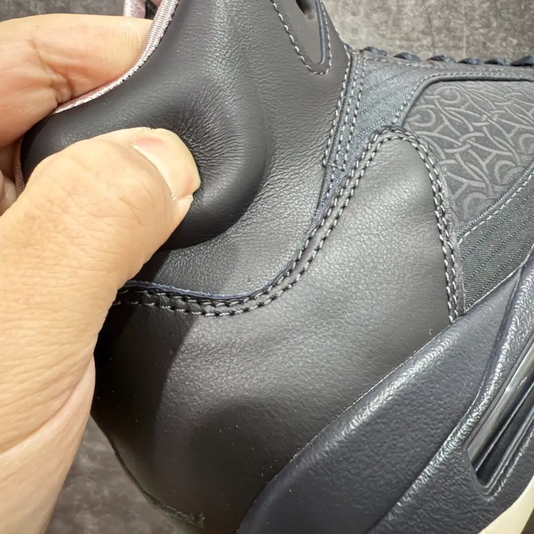Air Jordan 5 - Image 9
