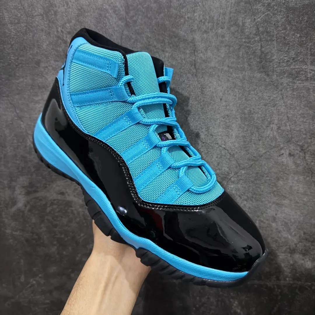 Air Jordan 11 - Image 1
