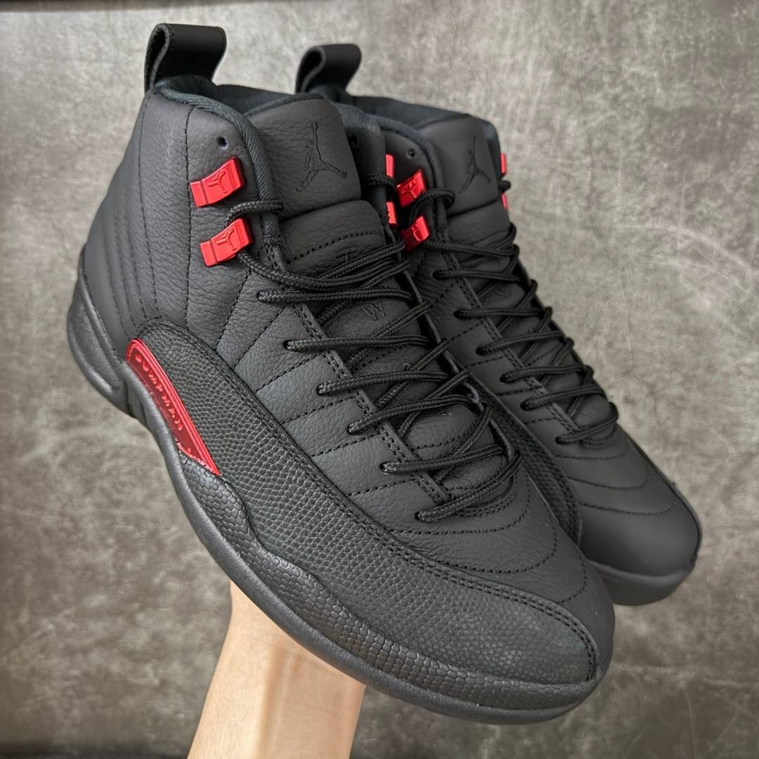 Air Jordan 12 - Image 1