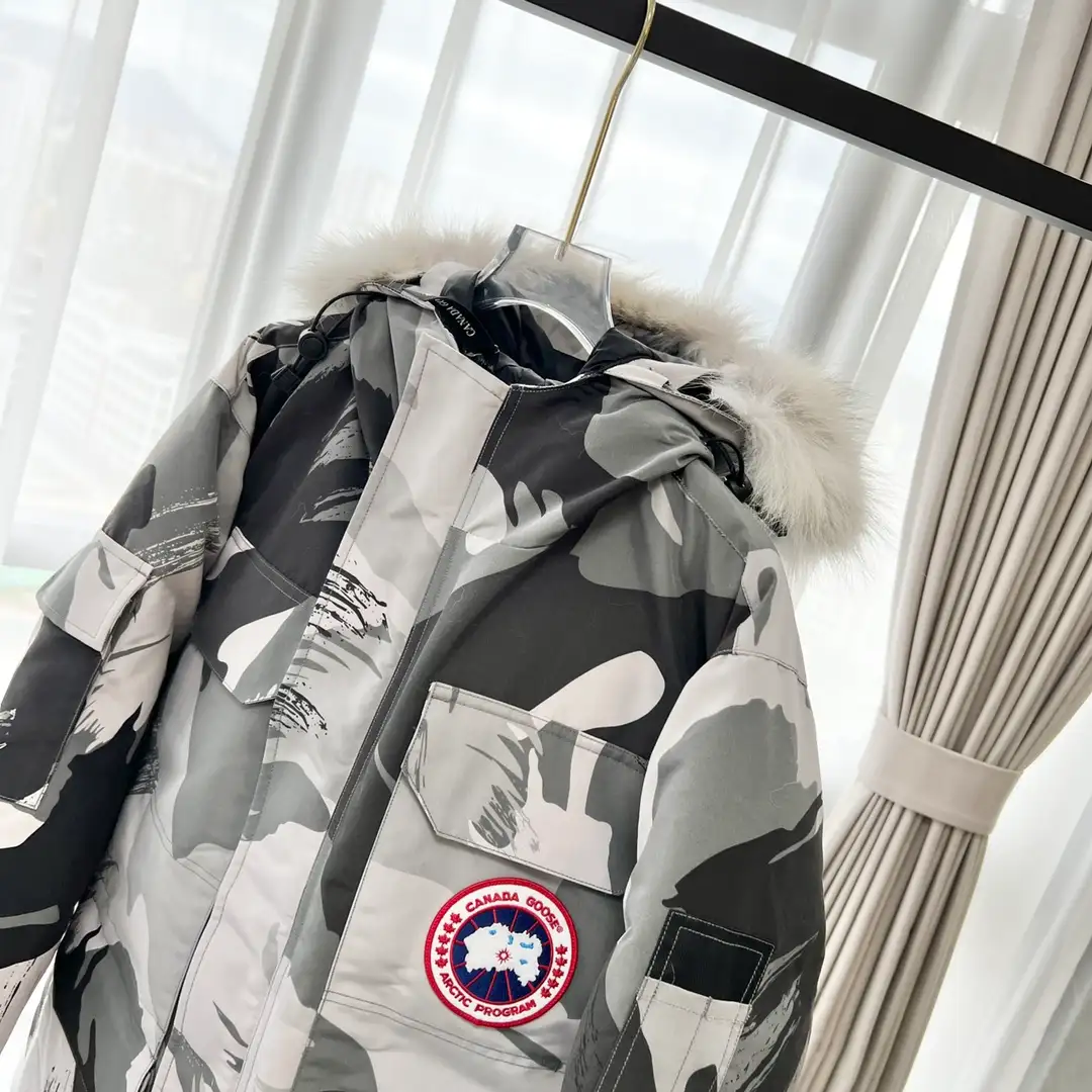 Canada Goose down jacket - Image 3