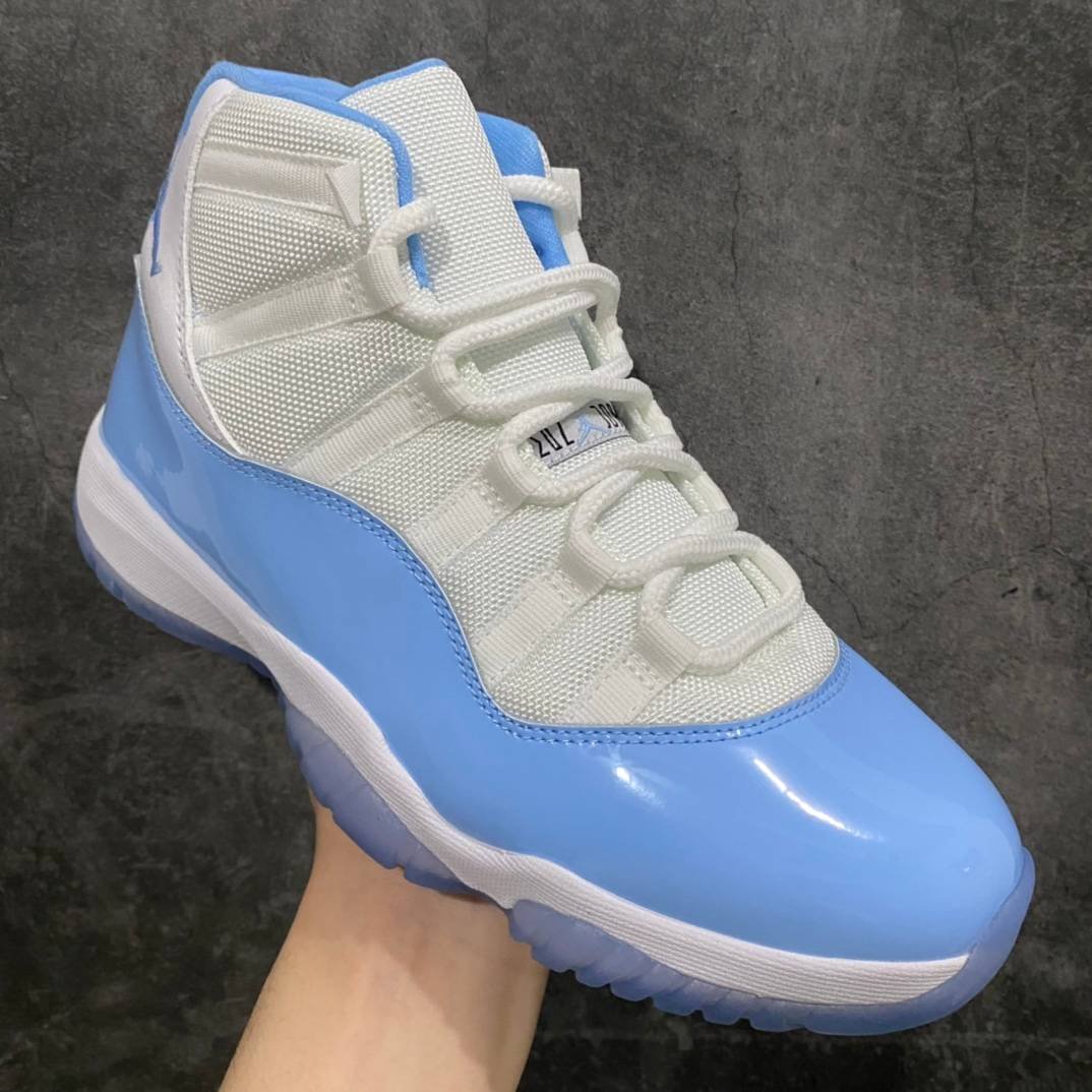 Air Jordan 11 - Image 4