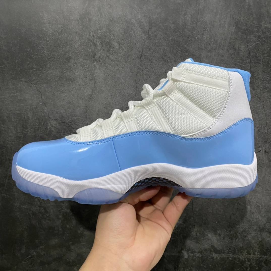 Air Jordan 11 - Image 7