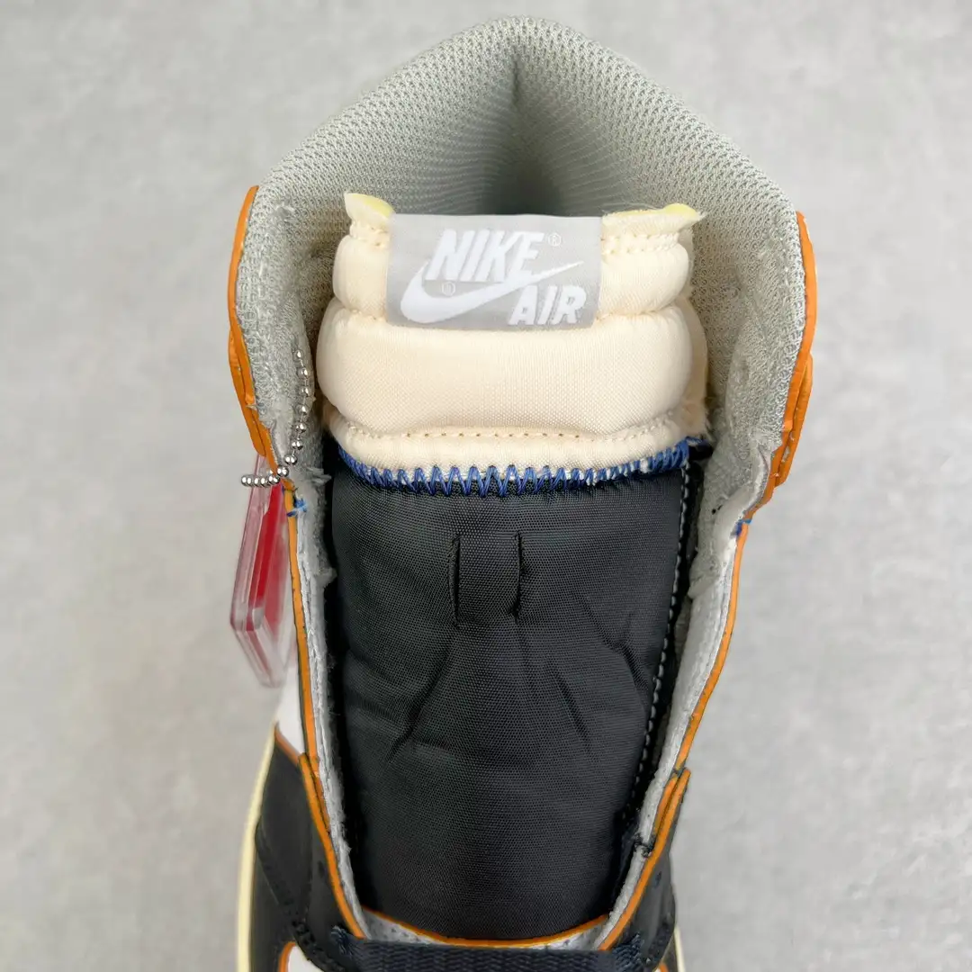 Air Jordan 1 - Image 7