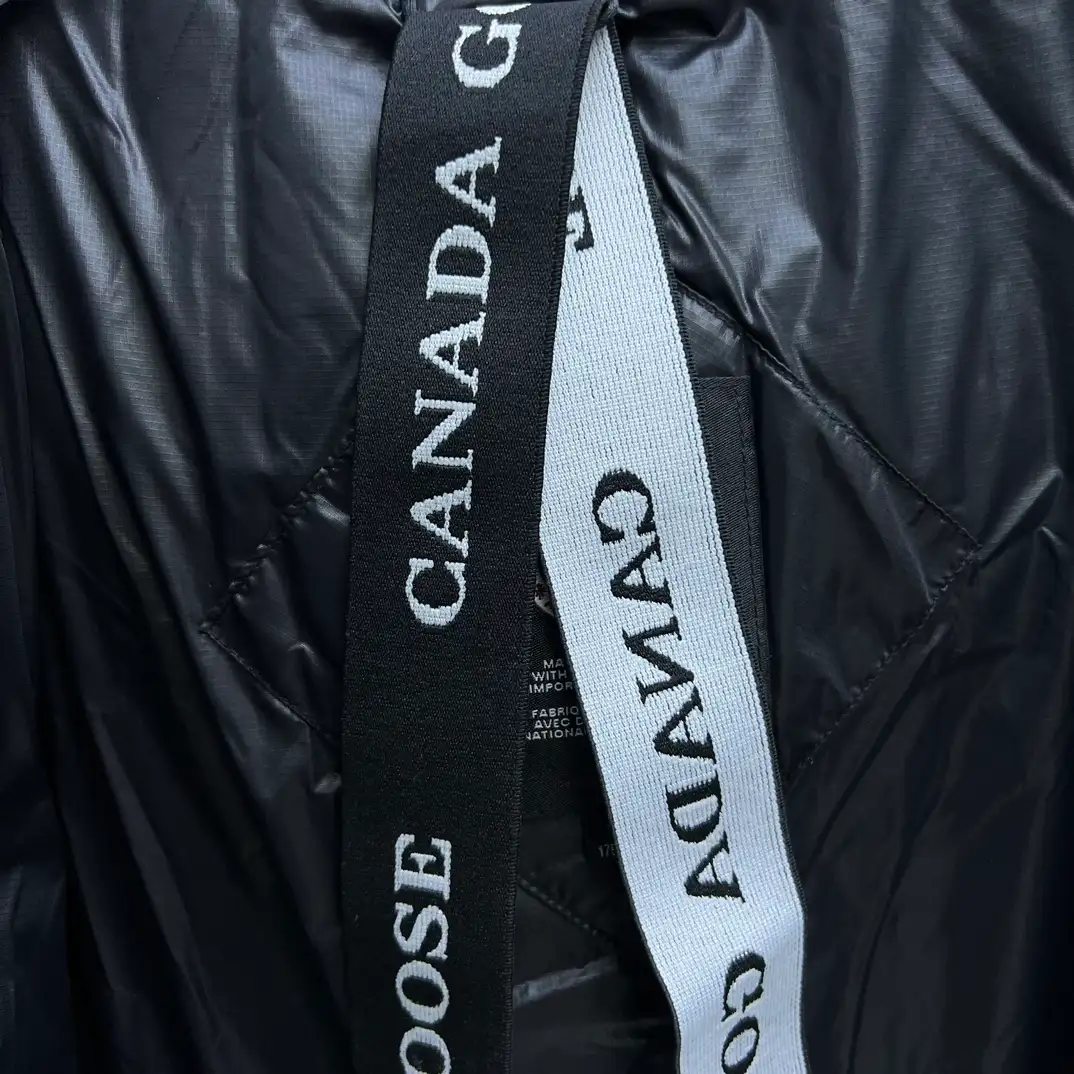 Canada Goose Crofton Puffer Down Jacket - Image 5