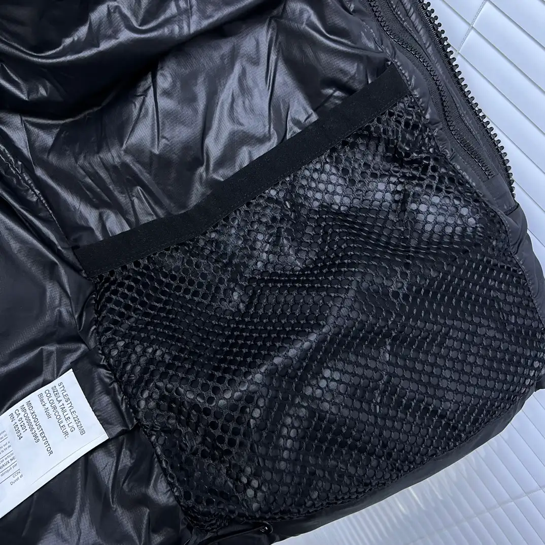 Canada Goose Crofton Puffer Down Jacket - Image 7