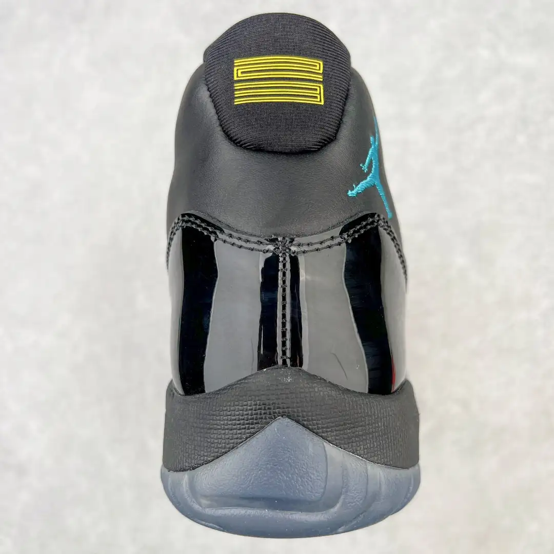 Air Jordan 11 - Image 4