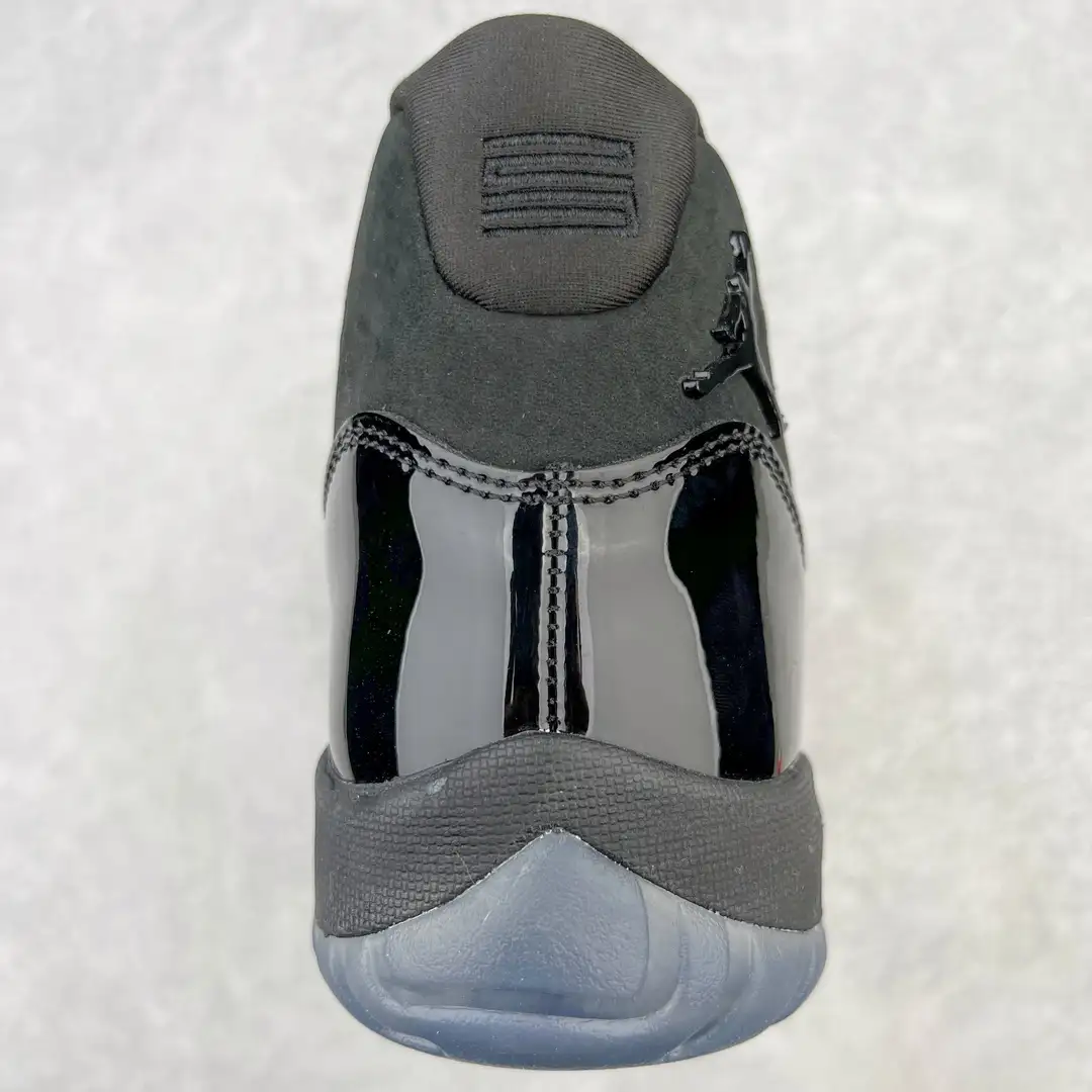 Air Jordan 11 - Image 8